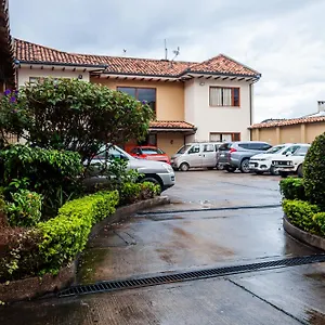 Calle Angosta Hotel Cuenca